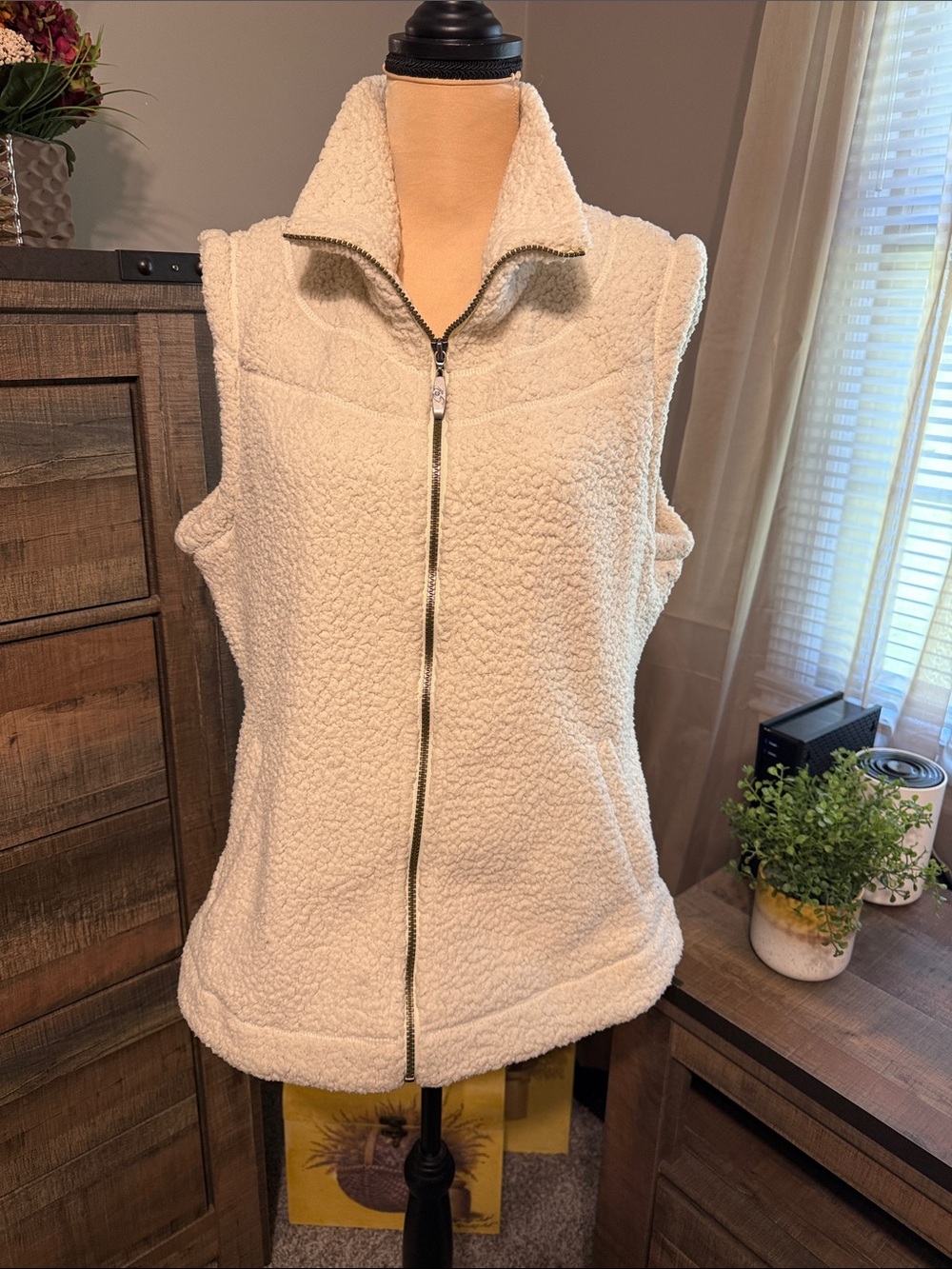 Cream Sherpa Zip-Front Vest - Cozy Layering Piece